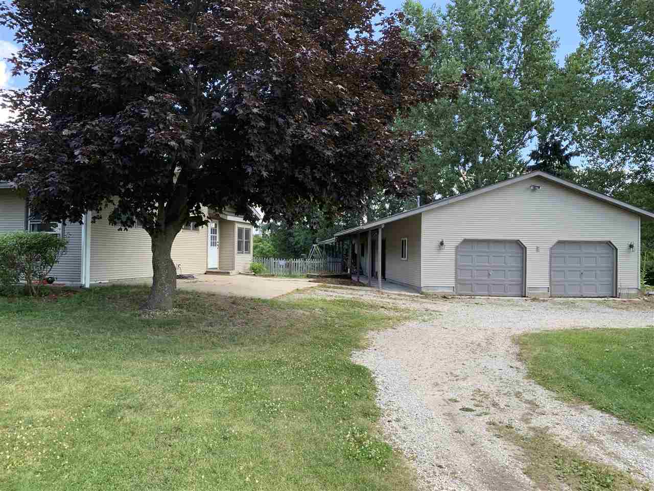 12304 Sutter Road Kewadin, MI 49648 - Photo 5 of 34 1865894-4.JPG