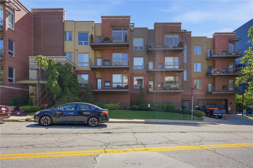 4521 Wornall Road, Unit 211 Kansas City, MO 64111 - Photo 4 of 41