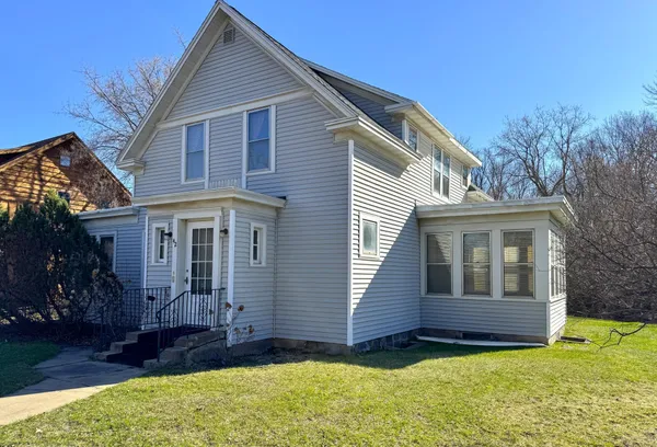 $229,900 | 42 Minnesota Avenue South, Aitkin, MN 56431
