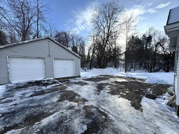 $229,900 | 42 Minnesota Avenue South, Aitkin, MN 56431