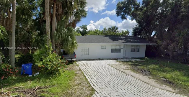 $260,000 | 915 Alderman Street, Fort Myers, FL 33916
