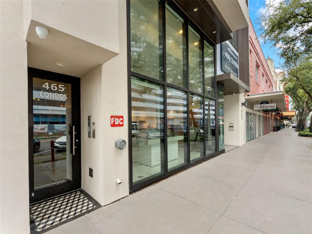 465 Central Avenue, Unit 301 St. Petersburg, FL 33701 - Photo 27 of 47 a view of outdoor space