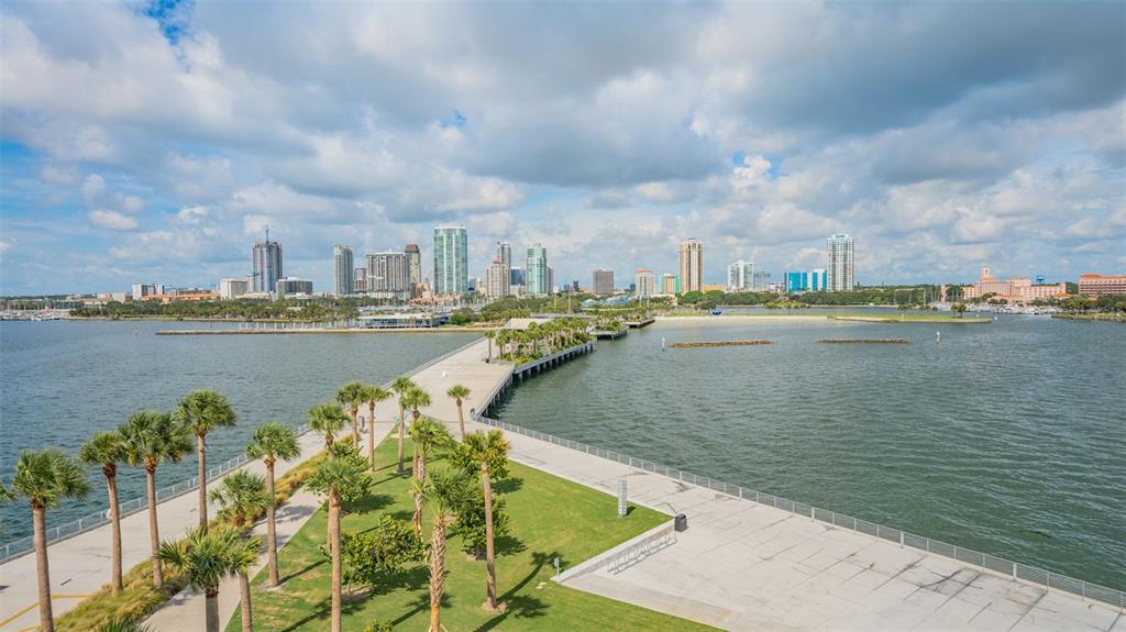 465 Central Avenue, Unit 301 St. Petersburg, FL 33701 - Photo 37 of 47 a view of a lake with a city view