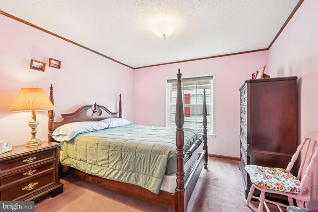 $379,900 | 1099 J F K Drive, North Wales, PA 19454