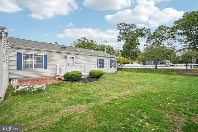 $379,900 | 1099 J F K Drive, North Wales, PA 19454