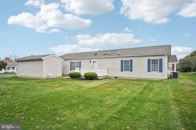 $379,900 | 1099 J F K Drive, North Wales, PA 19454