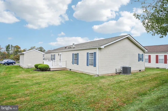 $379,900 | 1099 J F K Drive, North Wales, PA 19454