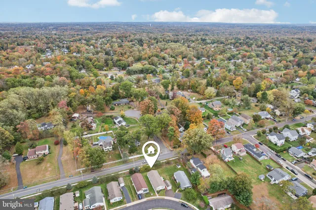 $379,900 | 1099 J F K Drive, North Wales, PA 19454