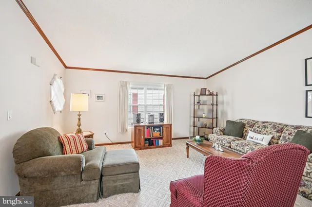 $379,900 | 1099 J F K Drive, North Wales, PA 19454