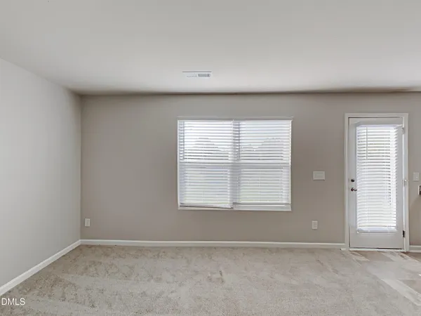$1,629 | 325 Emilies Crossing Way, Lillington, NC 27546