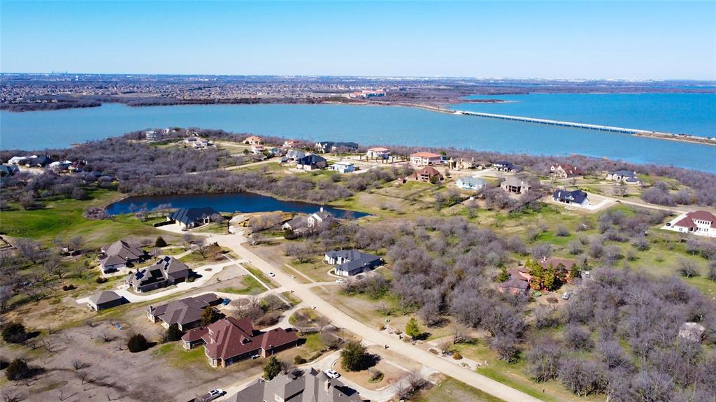 1019 Lighthouse Court Grand Prairie, TX 75104 - Photo 4 of 6