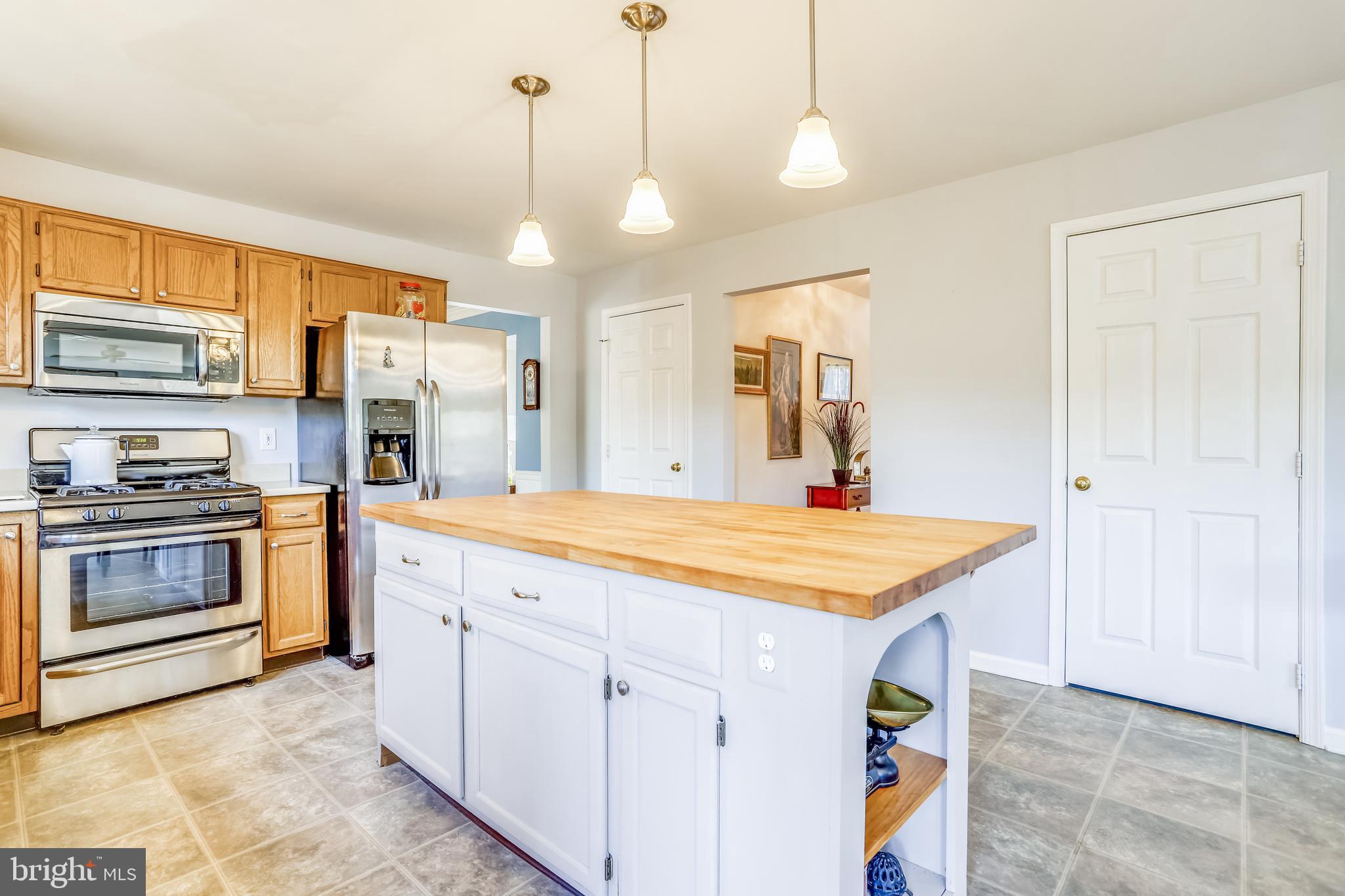 8021 Folkstone Road Manassas, VA 20111 - Photo 29 of 73 Gallery Image 29