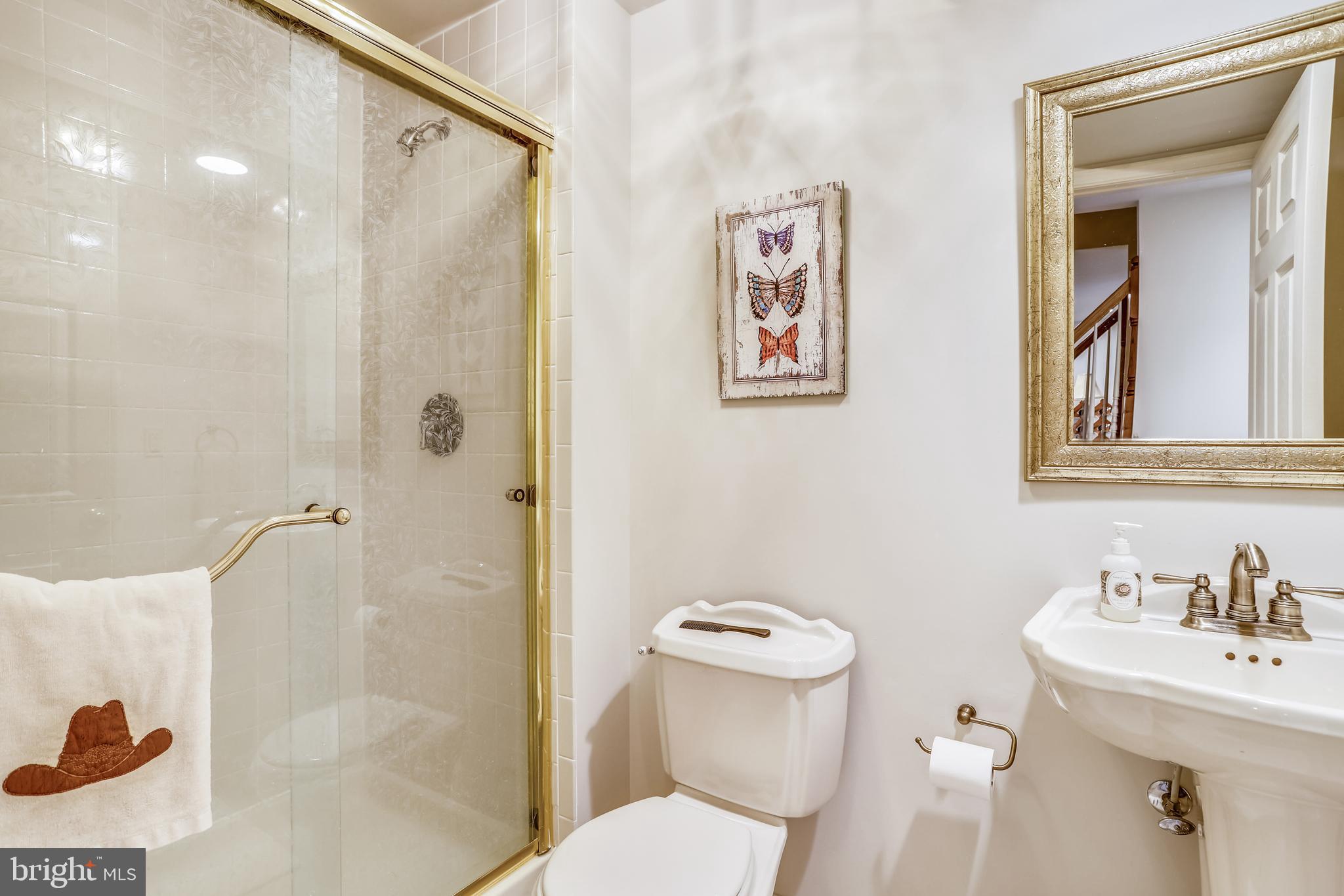 8021 Folkstone Road Manassas, VA 20111 - Photo 43 of 73 Gallery Image 43