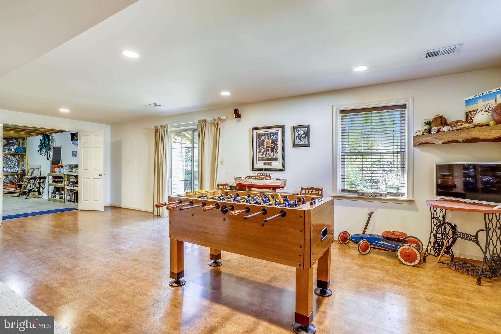 8021 Folkstone Road Manassas, VA 20111 - Photo 44 of 73 Gallery Image 44