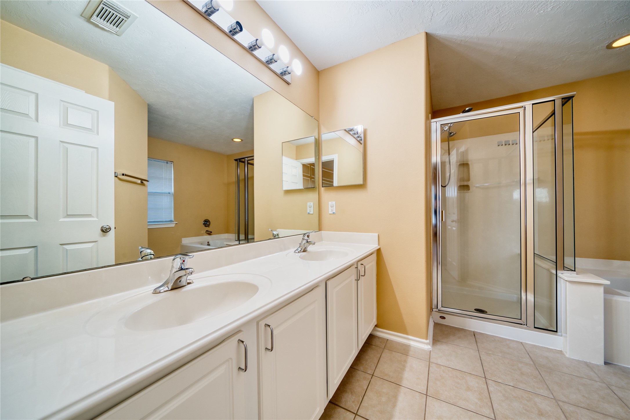 2831 Hackamore Hollow Lane Houston, TX 77014 - Photo 29 of 36