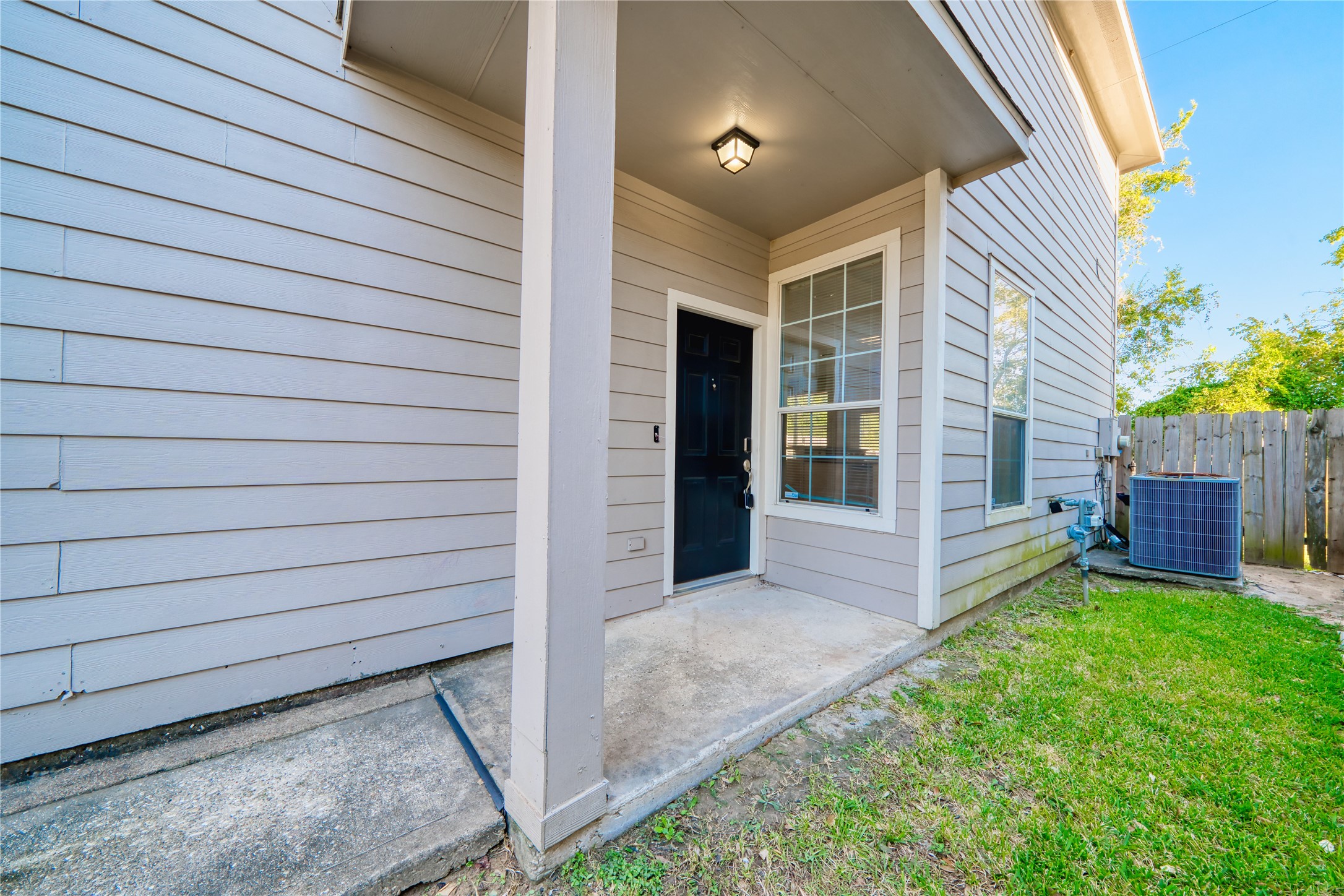 2831 Hackamore Hollow Lane Houston, TX 77014 - Photo 5 of 36