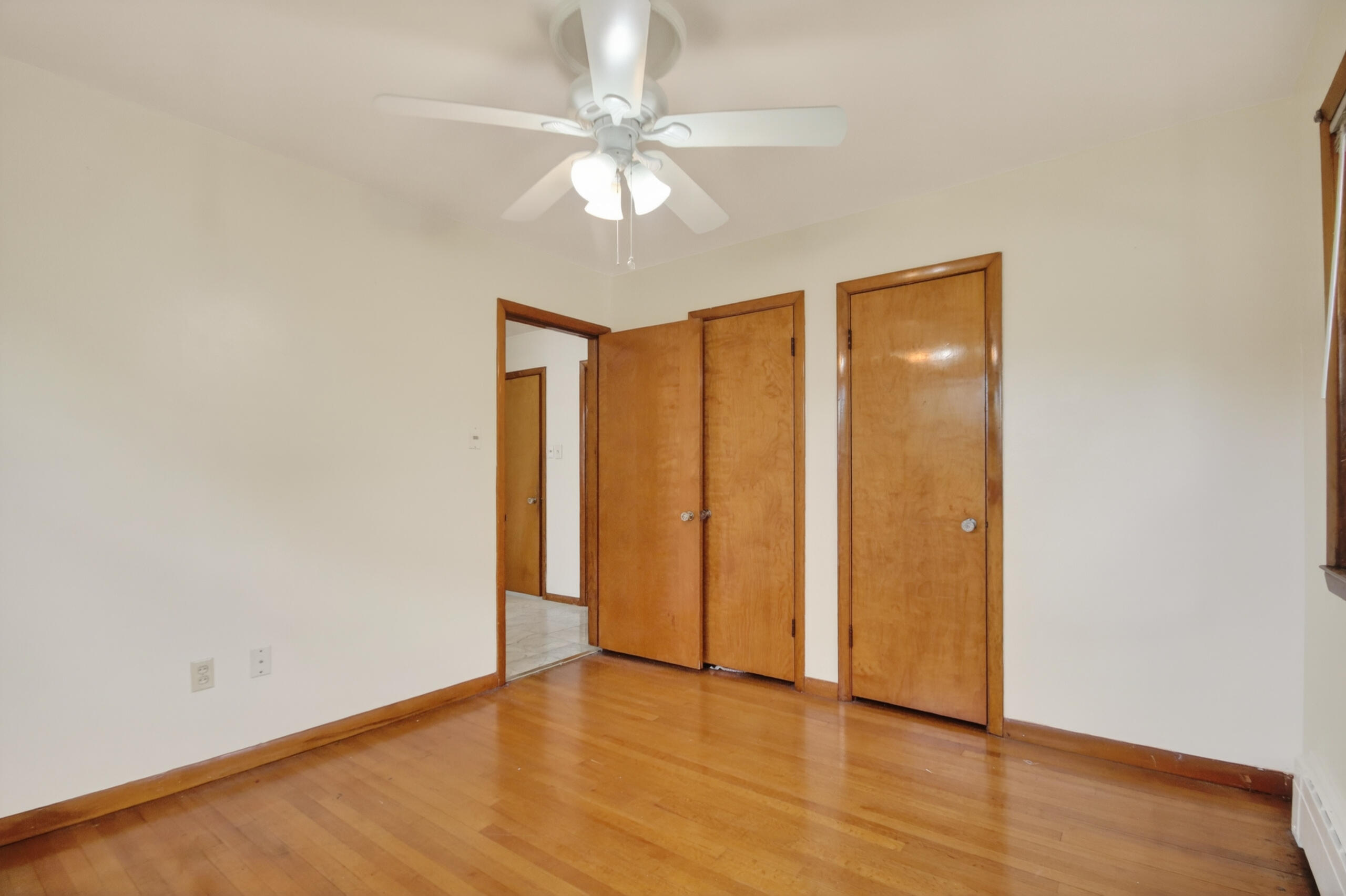 4076 North 90th Street Milwaukee, WI 53222 - Photo 17 of 50 4076 N 90th St - Bedroom 1 V1