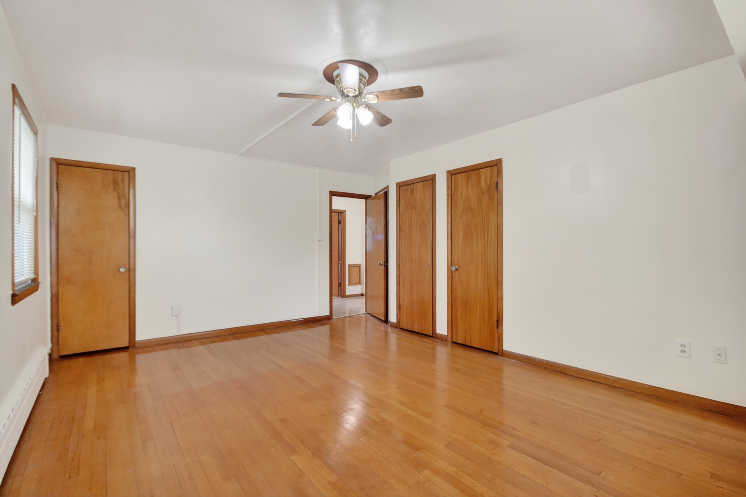 4076 North 90th Street Milwaukee, WI 53222 - Photo 19 of 50 4076 N 90th St - Bedroom 1 V3