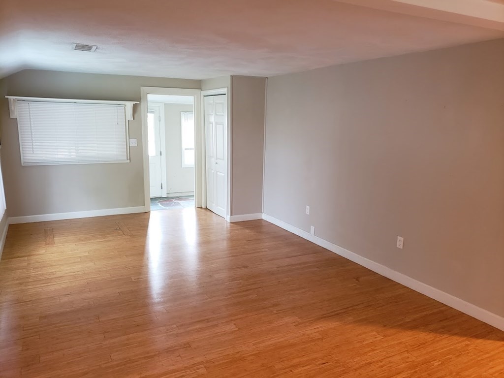 59 Marion Road Scituate, MA 02066 - Photo 7 of 20