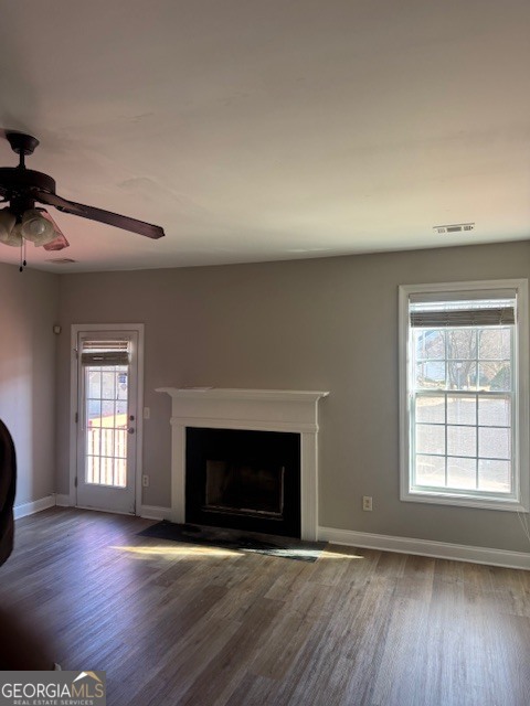 9052 Bayross Cir Point Atlanta, GA 30344 - Photo 6 of 34