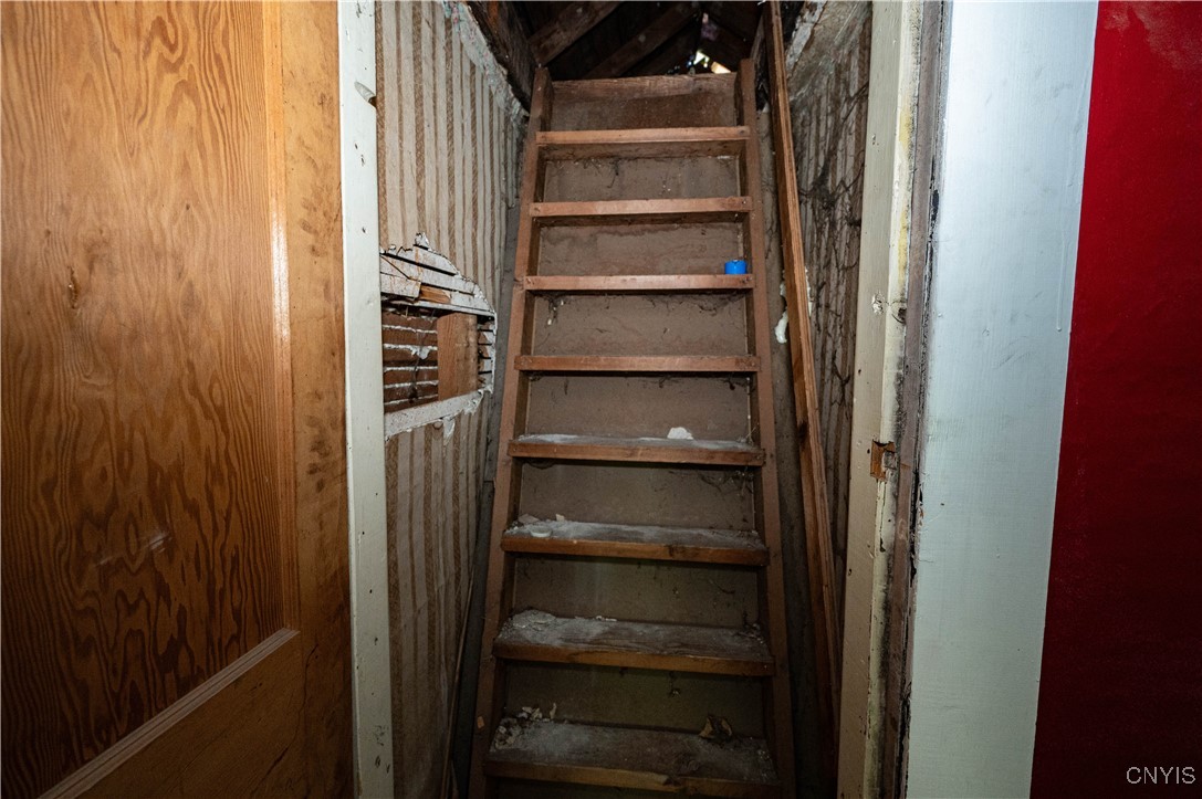 1451 Elizabethtown Road German Flatts, NY 13357 - Photo 18 of 27