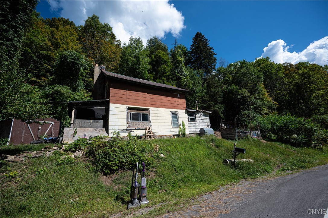 1451 Elizabethtown Road German Flatts, NY 13357 - Photo 2 of 27