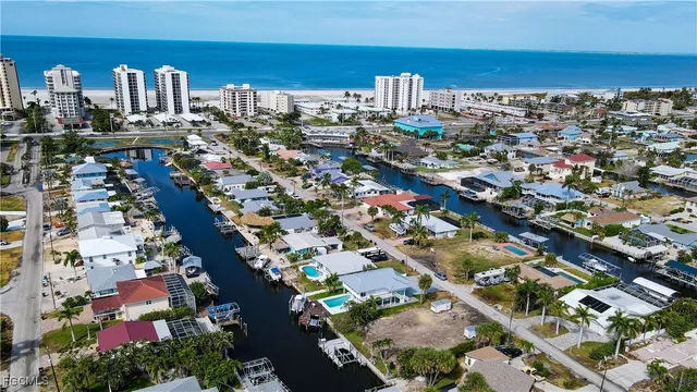 $650,000 | 206 Ibis Street, Fort Myers Beach, FL 33931