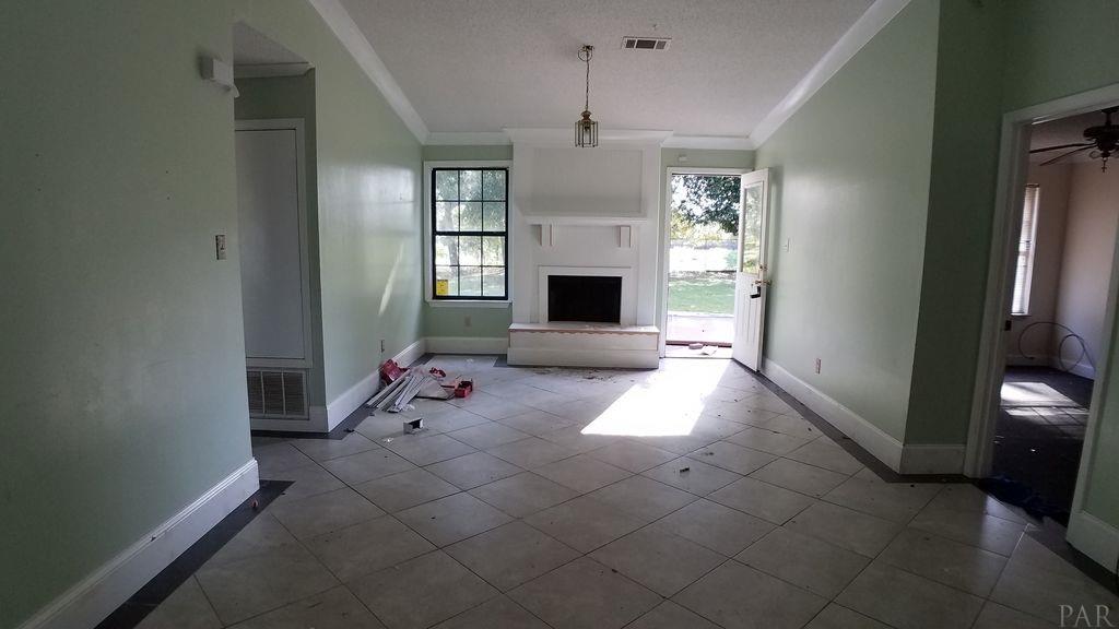 6532 Bellview Pines Road Pensacola, FL 32526 - Photo 3 of 16