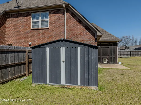 $451,000 | 3382 John Michael Drive, Southaven, MS 38672