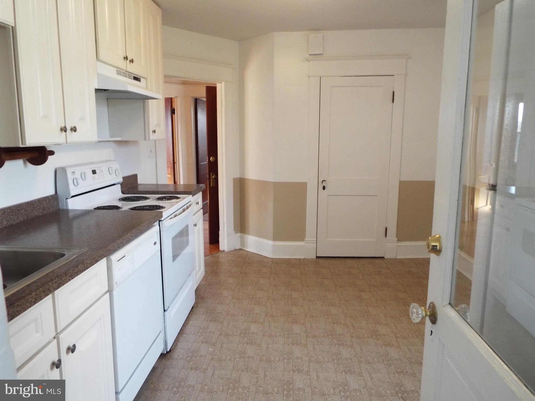 110 Hanover Road Reisterstown, MD 21136 - Photo 35 of 97 2nd floor kitchen