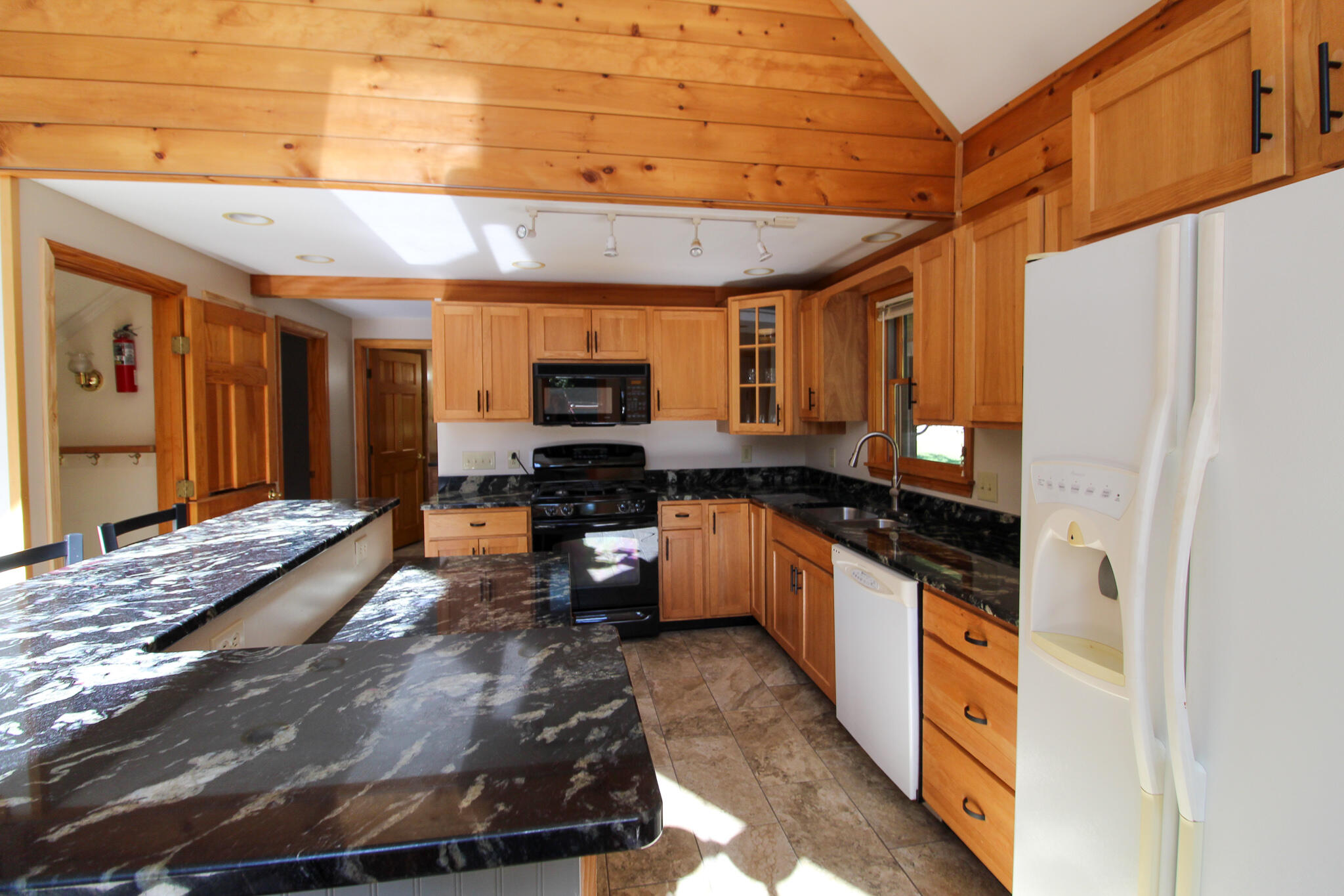 81 Cross Road South China, ME 04358 - Photo 6 of 22 IMG_6743