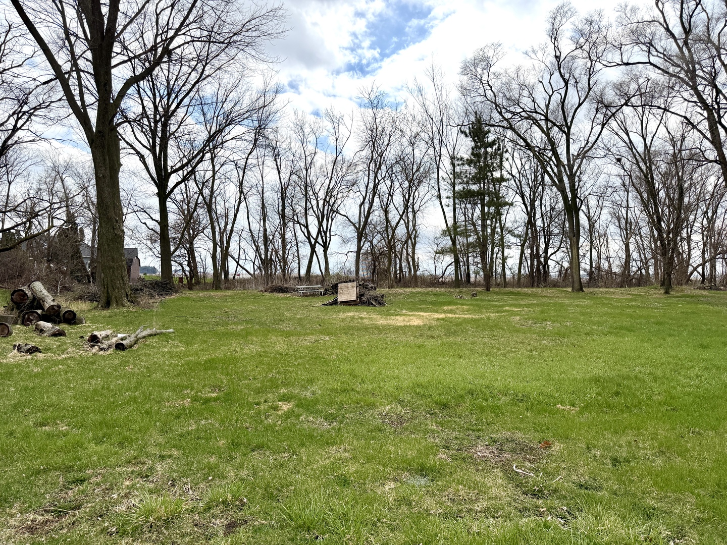 5982 West Clare Road Clare, IL 60111 - Photo 4 of 7