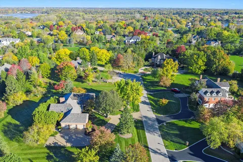 $825,000 | 510 Lancaster Court, Inverness, IL 60010