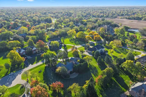 $825,000 | 510 Lancaster Court, Inverness, IL 60010