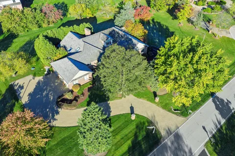 $825,000 | 510 Lancaster Court, Inverness, IL 60010