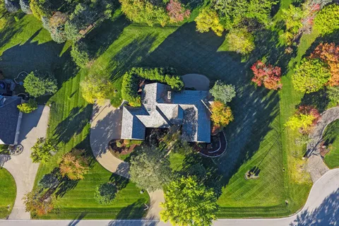 $825,000 | 510 Lancaster Court, Inverness, IL 60010