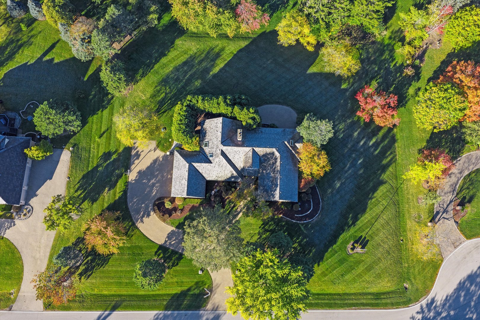 510 Lancaster Court Inverness, IL 60010 - Photo 3 of 17 an aerial view of a house with a yard