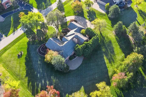 $825,000 | 510 Lancaster Court, Inverness, IL 60010