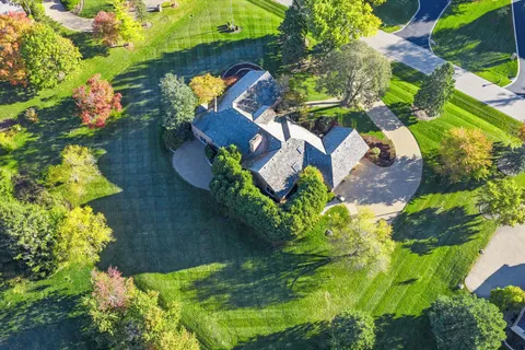 $825,000 | 510 Lancaster Court, Inverness, IL 60010