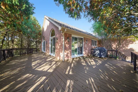 $825,000 | 510 Lancaster Court, Inverness, IL 60010