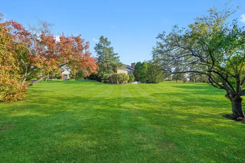 $825,000 | 510 Lancaster Court, Inverness, IL 60010