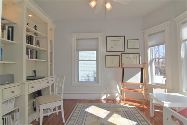 25 St Clements Road, Unit 2 Medford, MA 02155 - Photo 4 of 22 Gallery Image 4