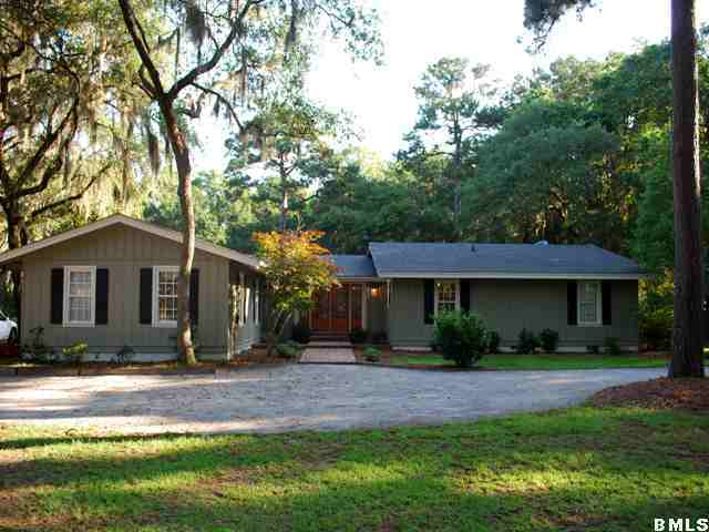 12 State Rd S-7-708 Beaufort, SC 29907 - Photo 1 of 18 Primary Photo