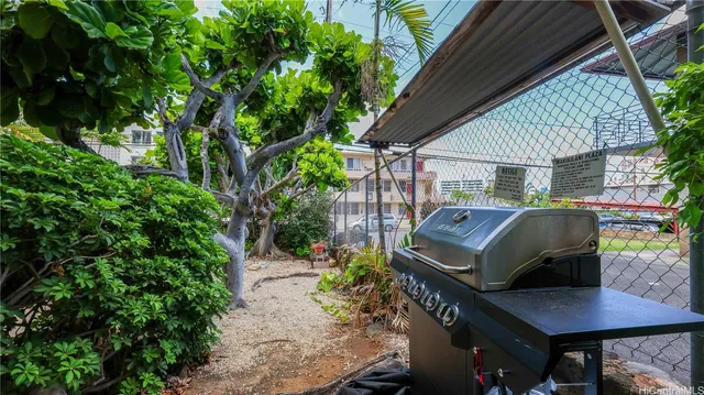 a front view of a building