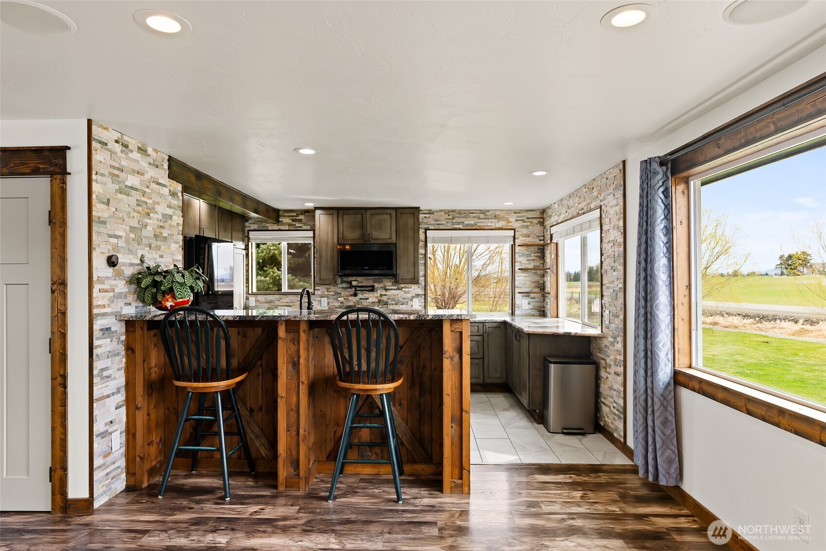 341 Robinson Canyon Road Ellensburg, WA 98926 - Photo 12 of 39