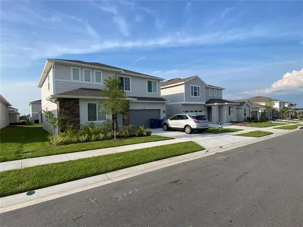 $2,750 | 2617 Magnolia Avenue, Davenport, FL 33837