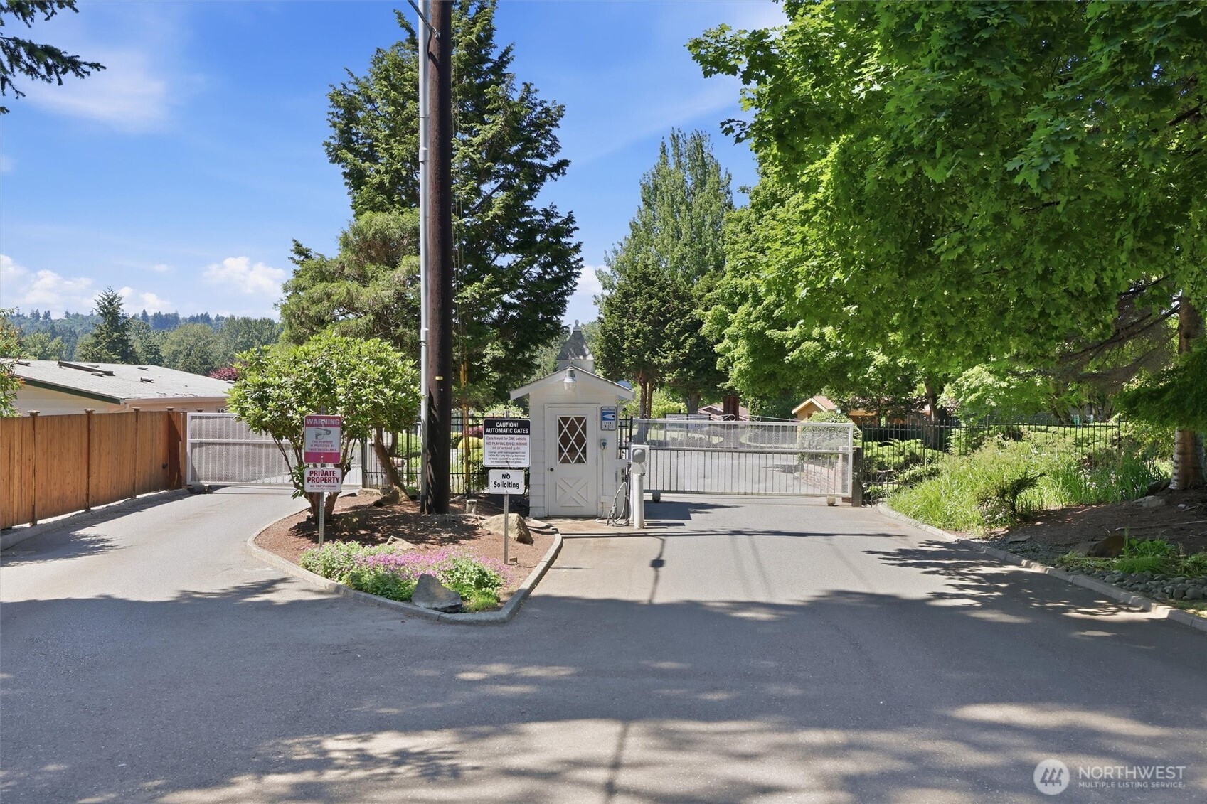 24324 S Park Bothell, WA 98021 - Photo 32 of 40