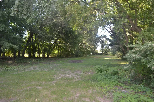 $3,800 | 5581 East Main Street, Kalamazoo, MI 49048