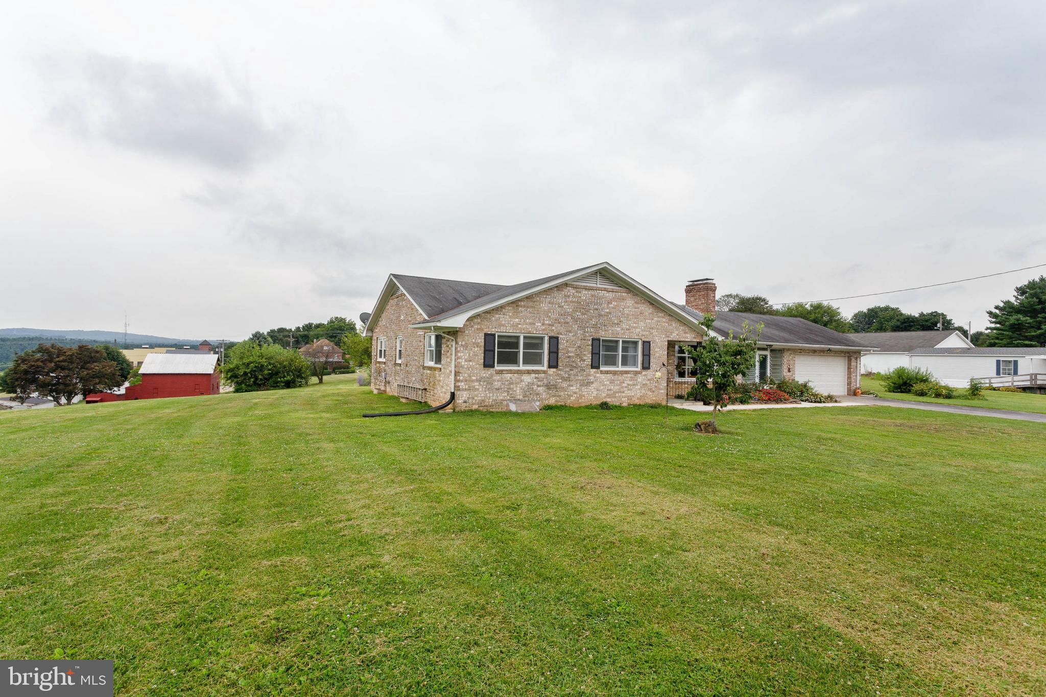 2890 Pleasant Hill Road Hanover, PA 17331 - Photo 2 of 45 Exterior Front