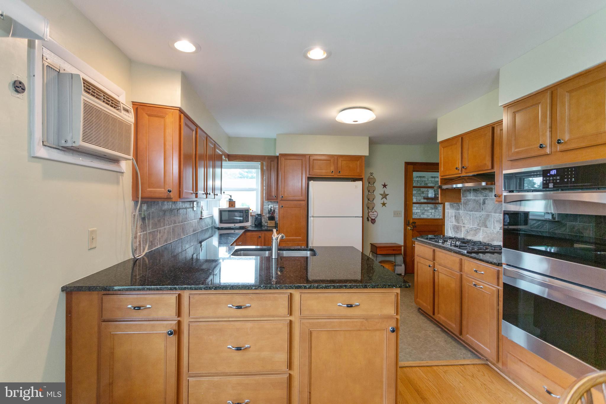 2890 Pleasant Hill Road Hanover, PA 17331 - Photo 12 of 45 Kitchen